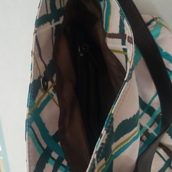 Thirty-one fold over purse - Picture 2 of 5